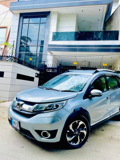 Honda BR-V 2019 S Package Auto Full Option urgent sale