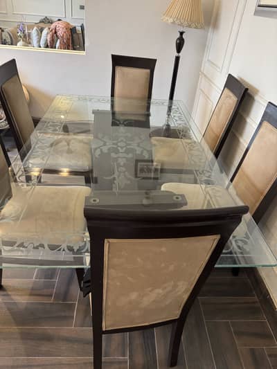 6 seater dinning table