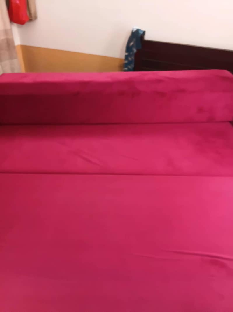 sofa come bed 10/10 condition 3