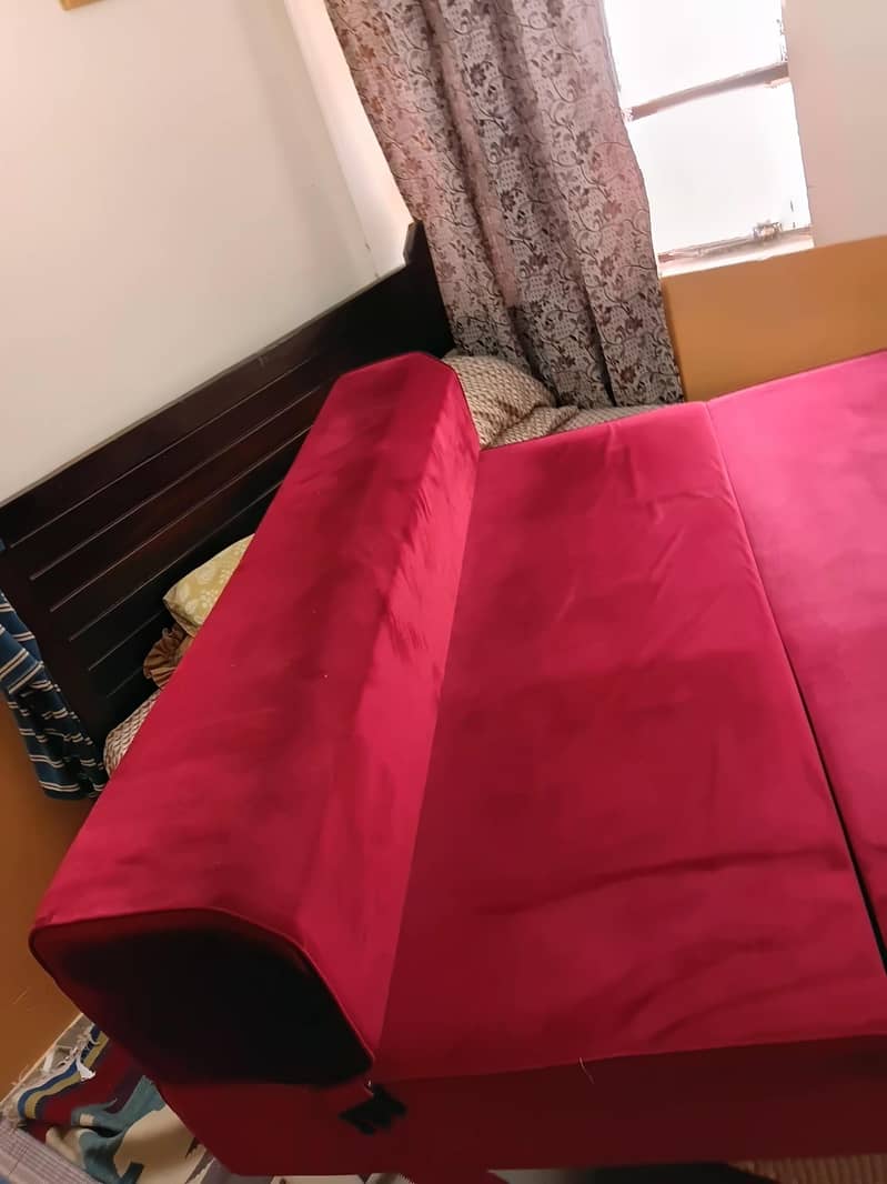 sofa come bed 10/10 condition 4