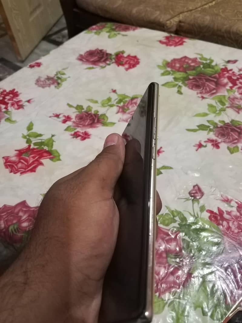 Infinix Note 40 Pro 8