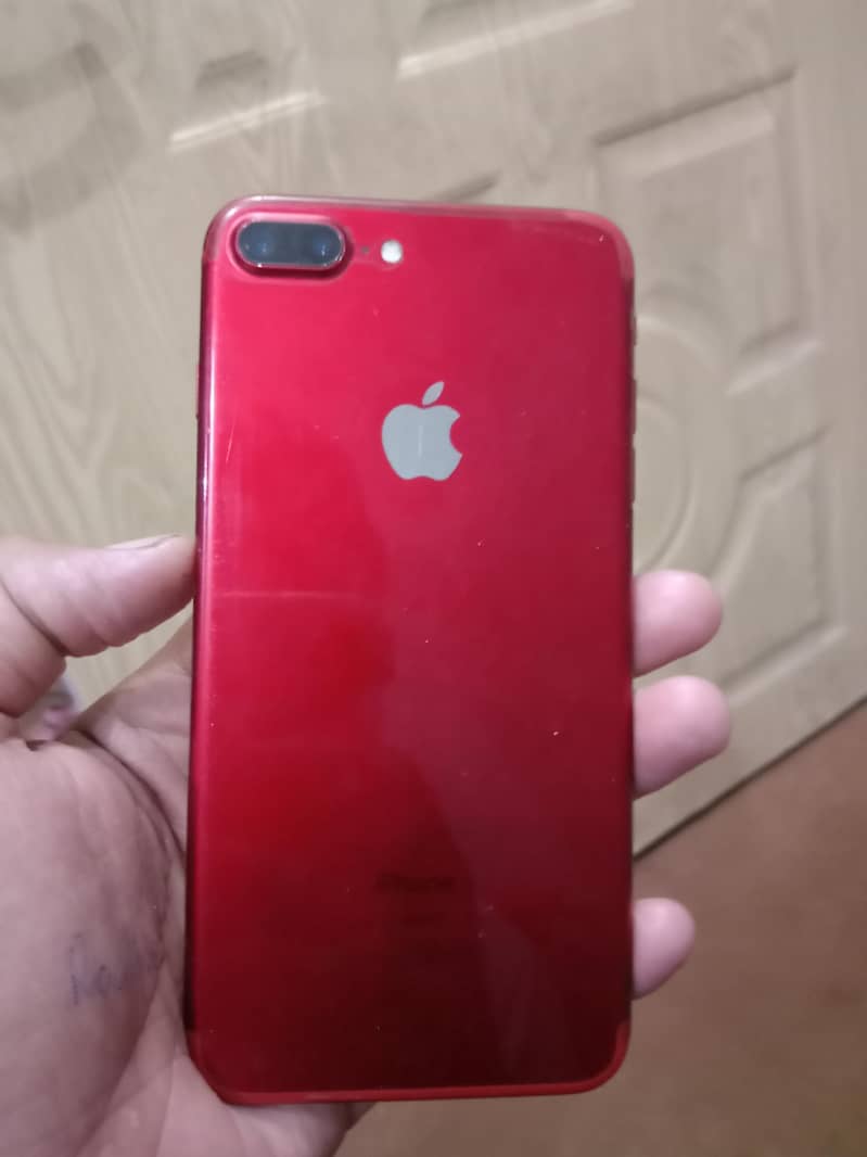 Apple iPhone 7 Plus 1