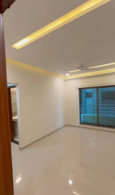 GROUND PARKING BREND NEW APARTMENT AVAILABLE FOR SALE IN ASAKRI 11, LAHOERE CANTT