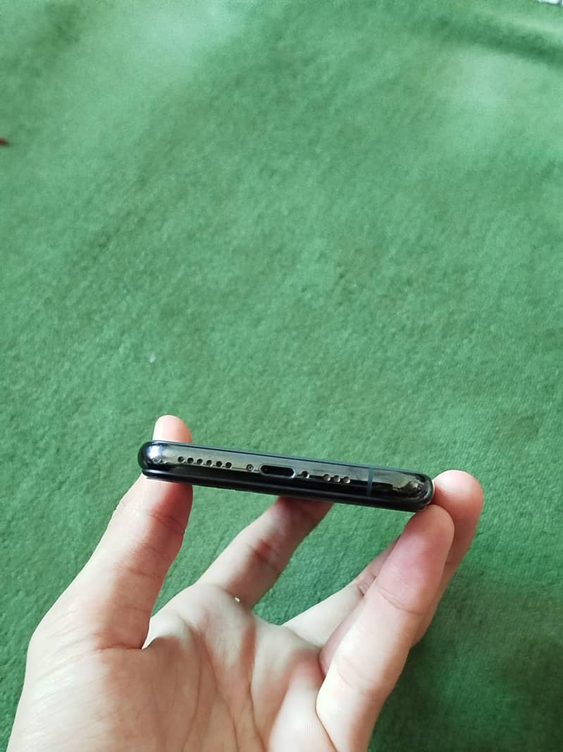 iPhone 11 Pro 7