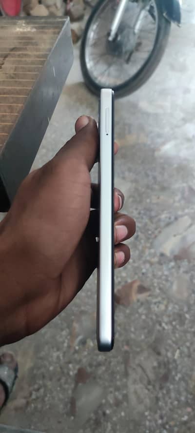 Infinix Hot 10 Play