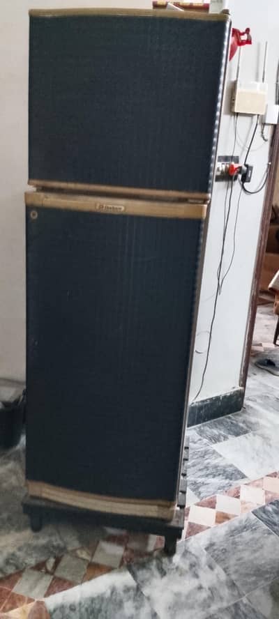 Dawlence Fridge