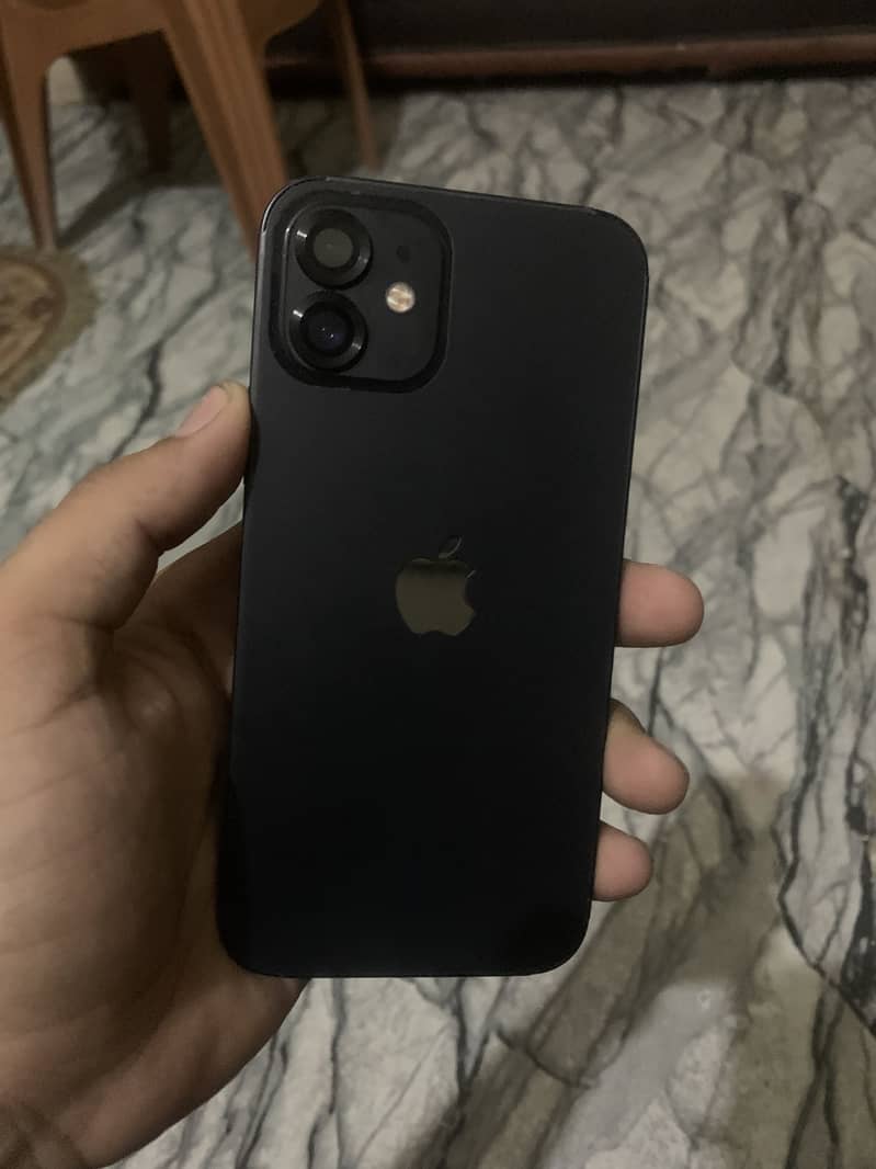 Apple iPhone 12 2