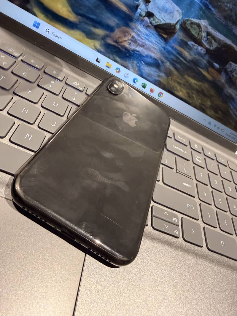 Apple iPhone X 1