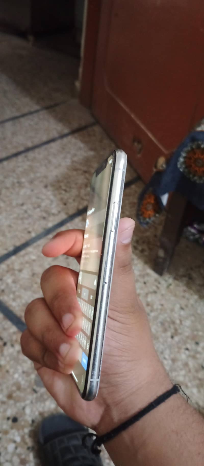 iphone x 4