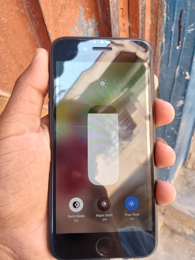 Apple iPhone SE 0