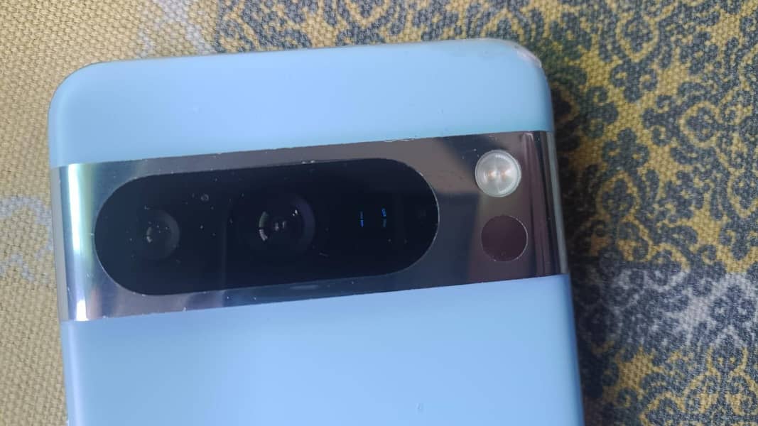 Google Pixel 8 Pro 1
