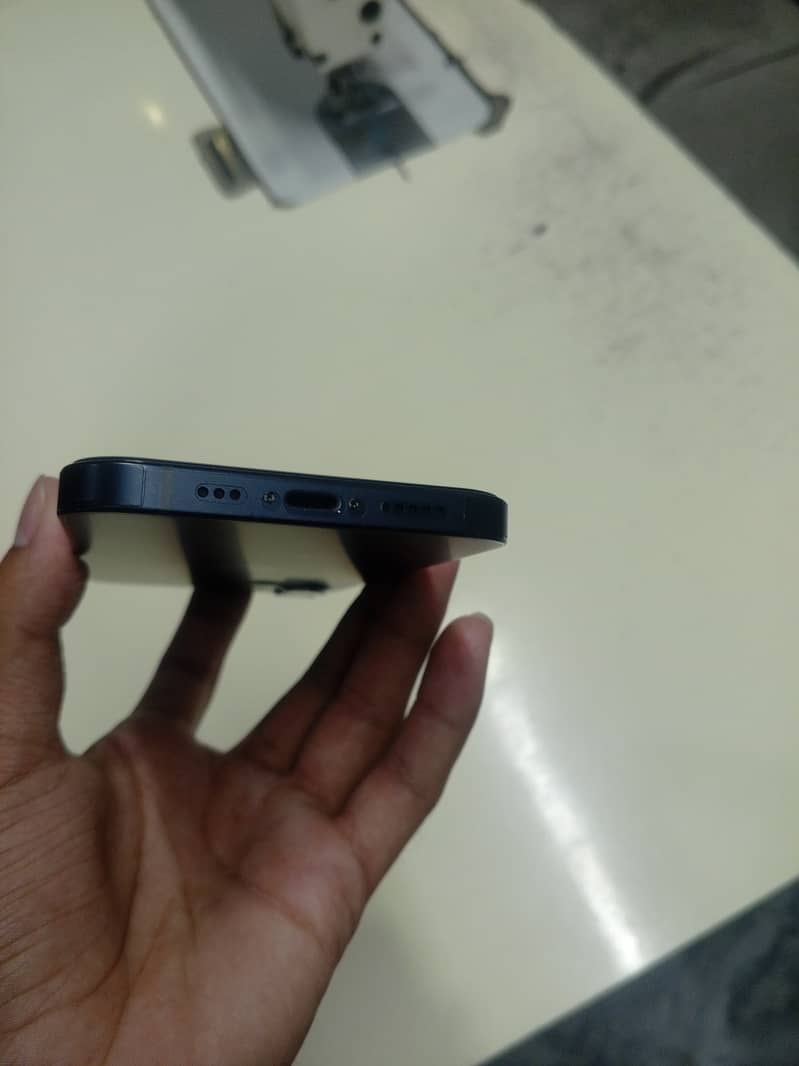 Iphone 12 3