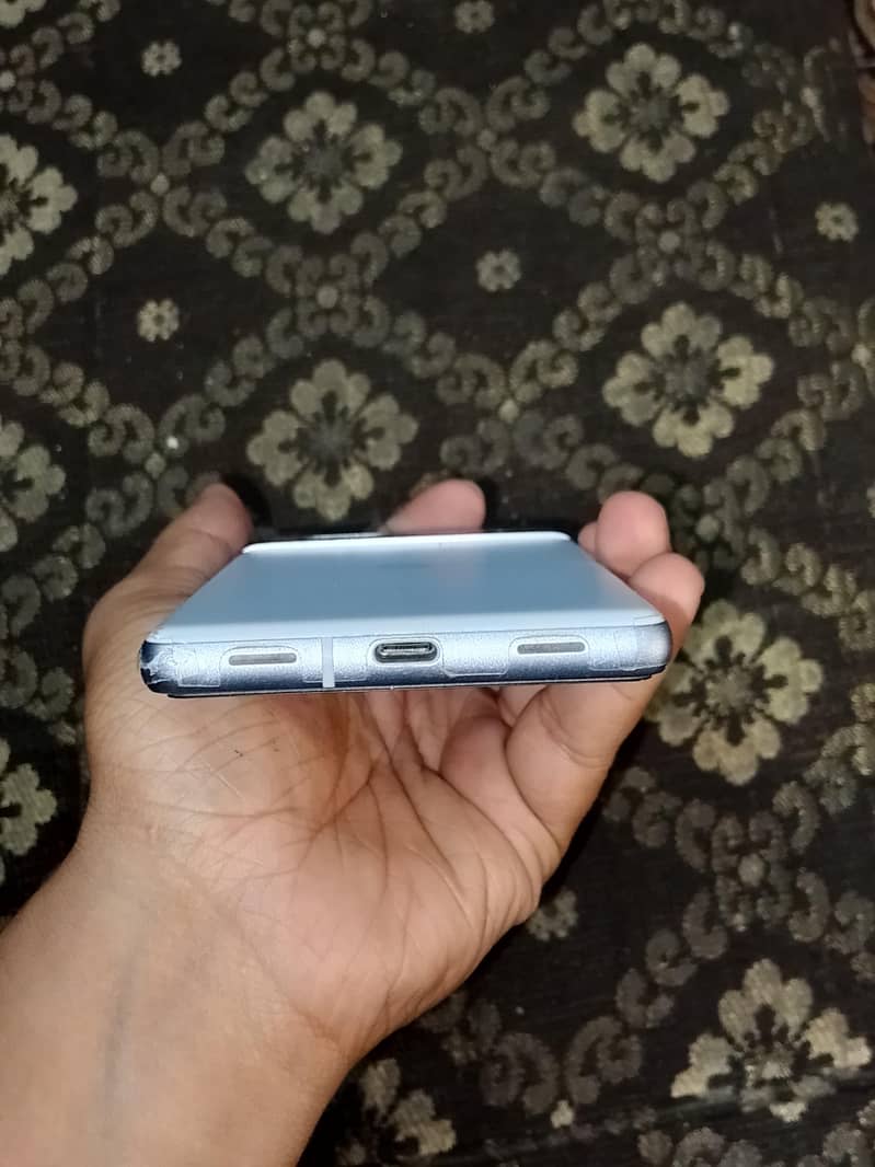 Google Pixel 7a 2