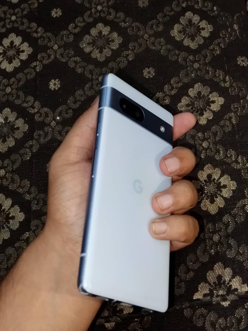 Google Pixel 7a 3