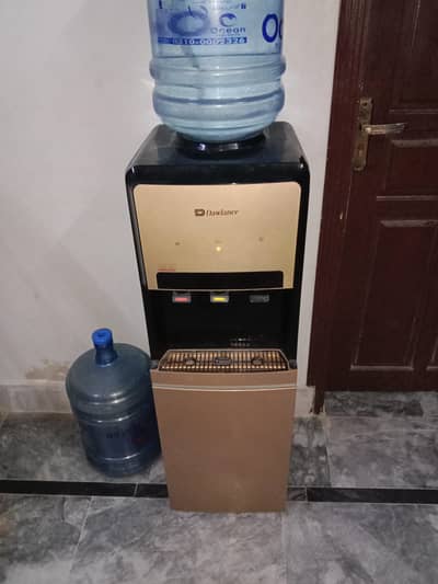 Water Dispenser ( Dawlance )