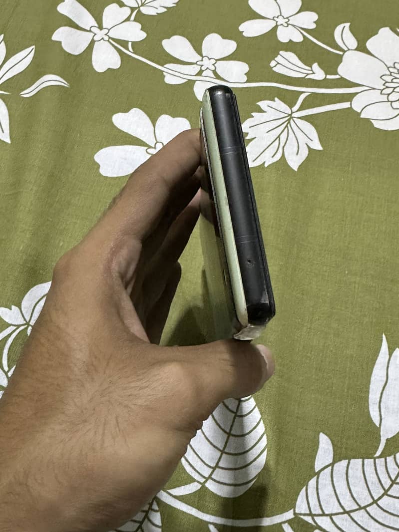 Google Pixel 6a 4