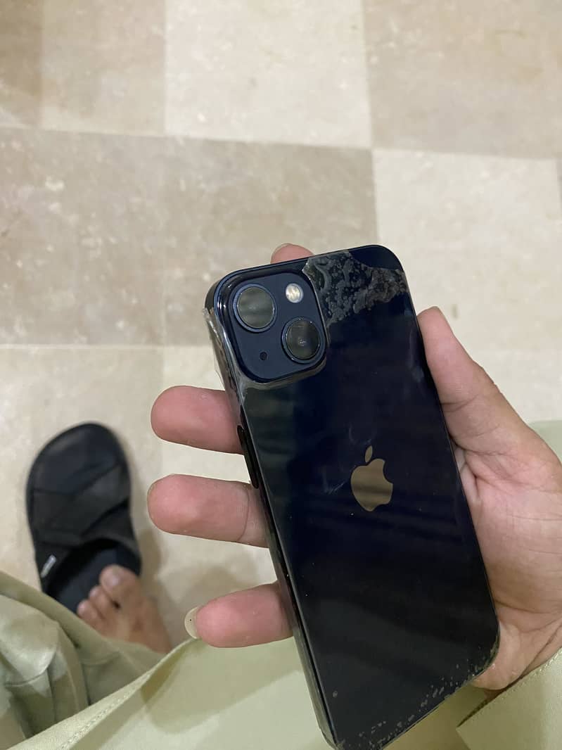 Apple iPhone 13 1
