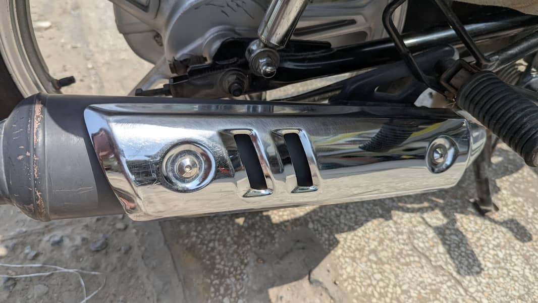Suzuki 6