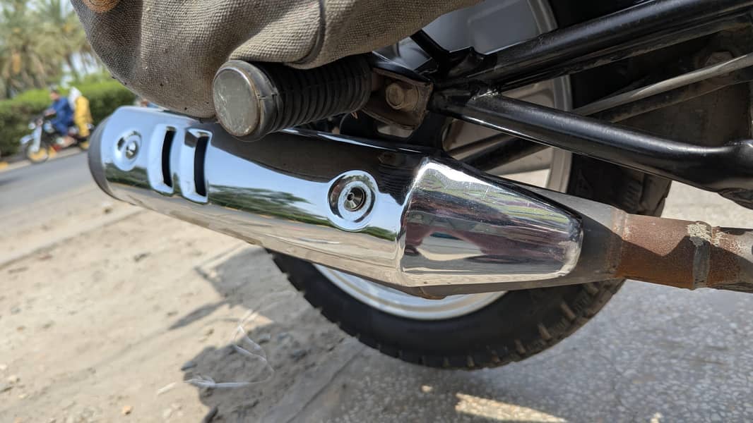 Suzuki 16