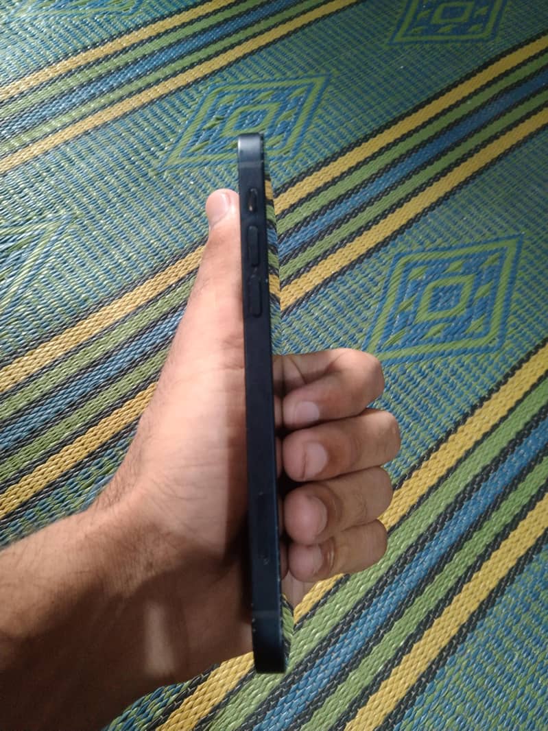 iphone 12_64 1