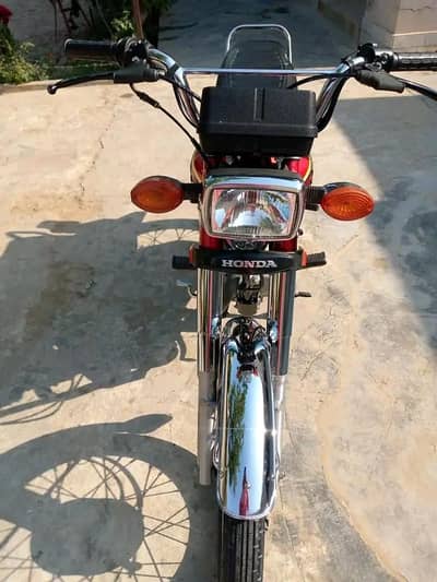 Honda CG 125 model 2019 for urgent sale