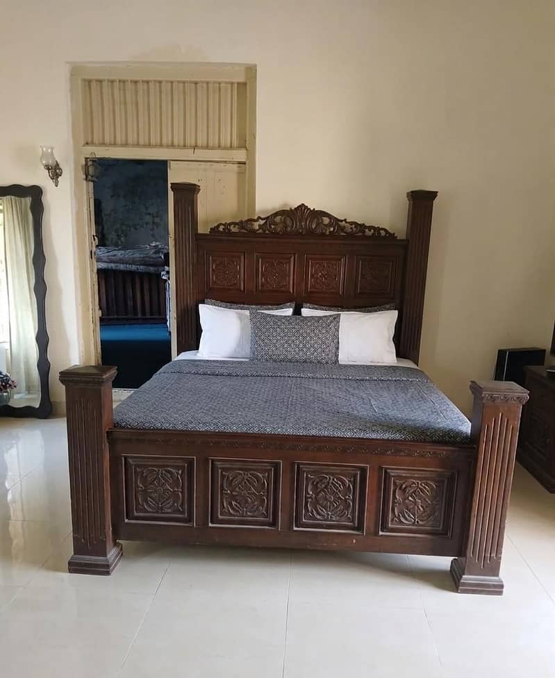 shesham wood solid bed set complete 0