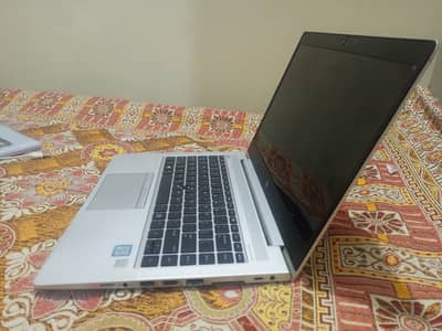 Core i5 8 gen, 840 G5, Ram 8,256 ph:0-3-3-1-5-6-0-1-7-5-5