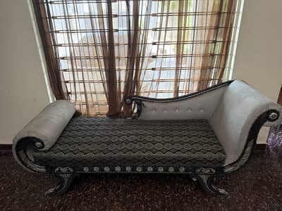 3 Seater Dewan