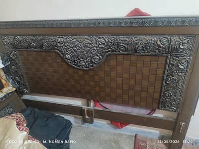 Bed Set (Bed + 2 Side tables)