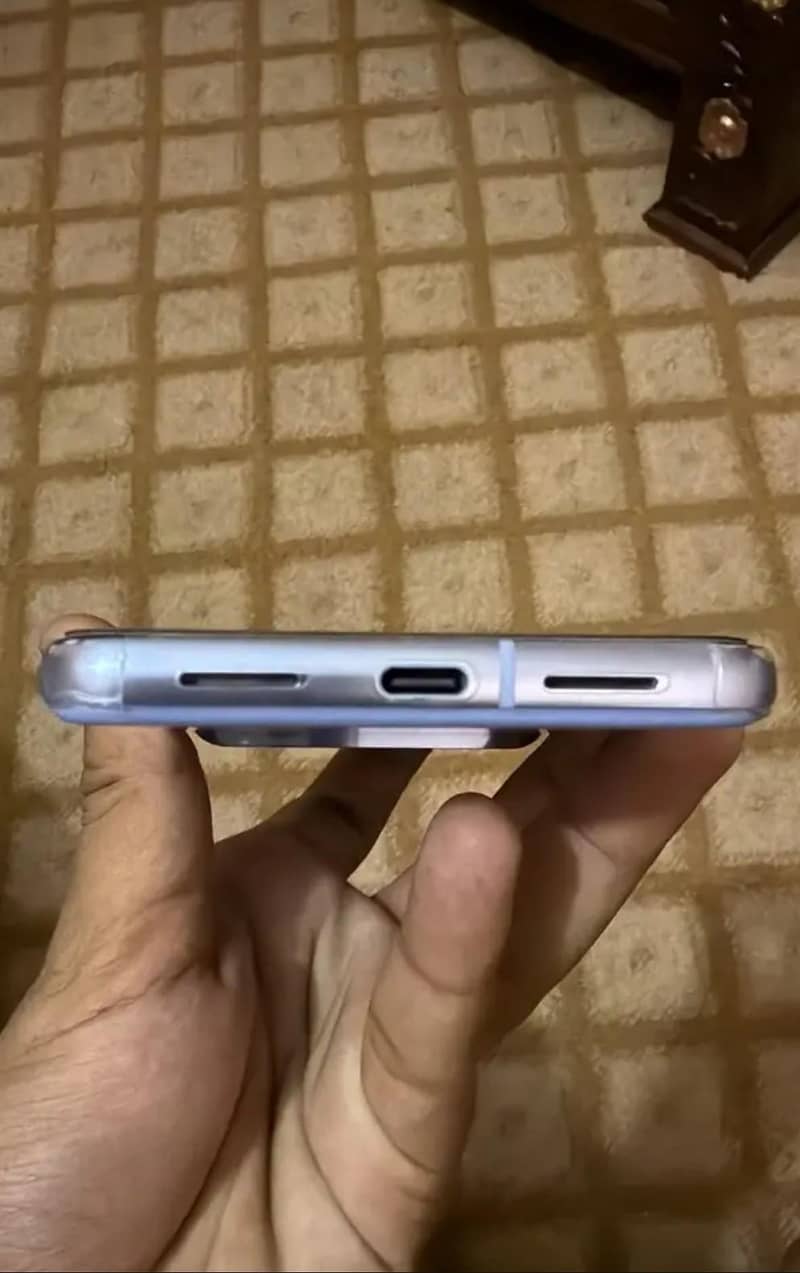 Google Pixel 8 Pro 2