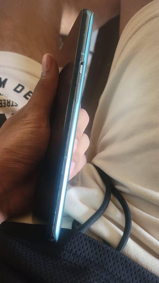 One Plus 9 Pro 5