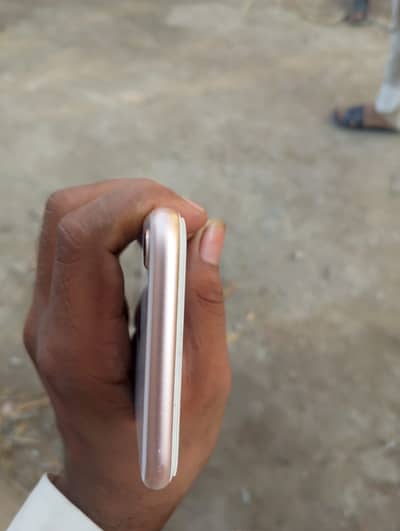 Apple iPhone 8     Good condition