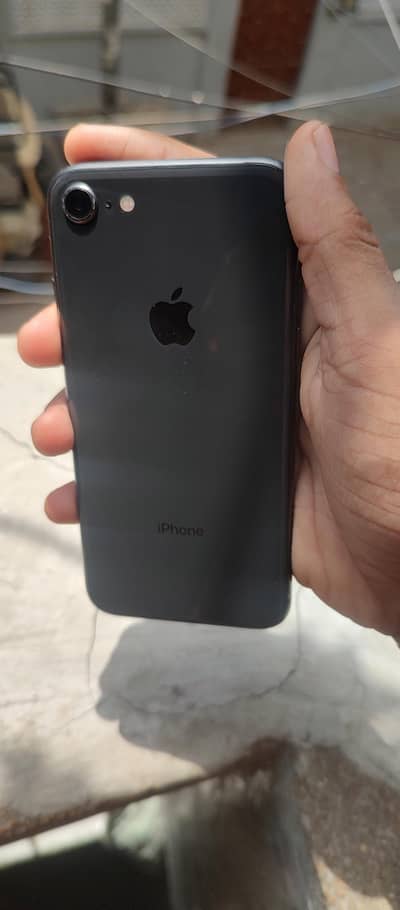 Apple iPhone 8