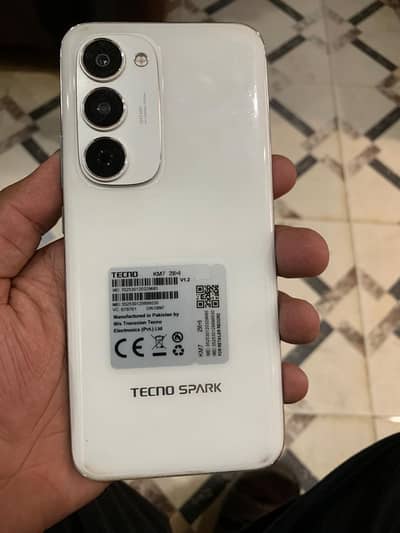 Tecno Spark 40 pro plus