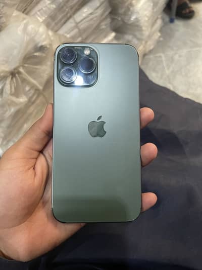 Apple iPhone 13 Pro Max Jv 85 health
