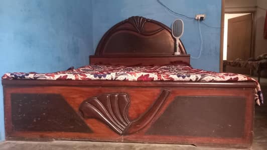 Double Bed and Dressing Table