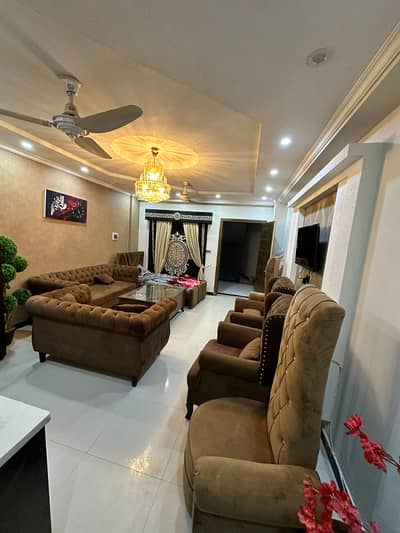 1 BHK Fully Luxury Furnished Flat available for rent in E-11/4 Makkah Tower