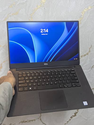 Dell precision 5530 i7 8 gen