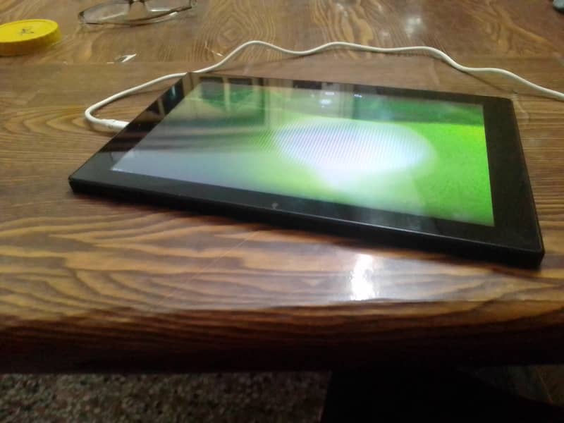 Intel inside tab 3