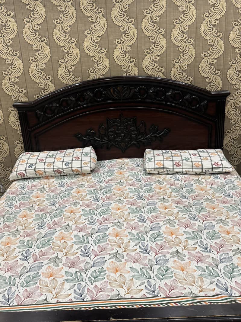 Bed with side tables 2