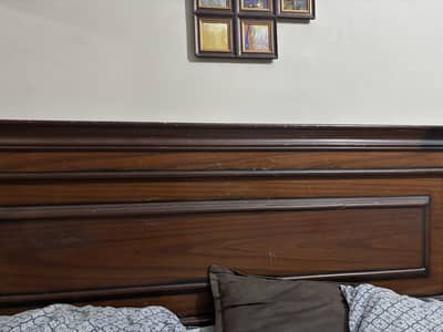 King size bed
