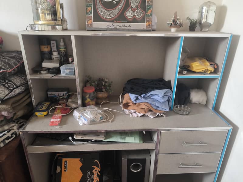computer table 4