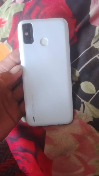 Tecno Spark 6