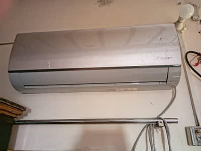 1 ton Haier AC for sale good condition