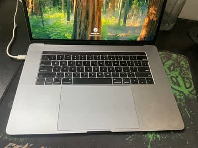MacBook Pro 2018 15 inches 32GB | 512GB