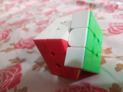 Professional 3x3 Speed Cube - Stickerless Matte Edition (Smooth)