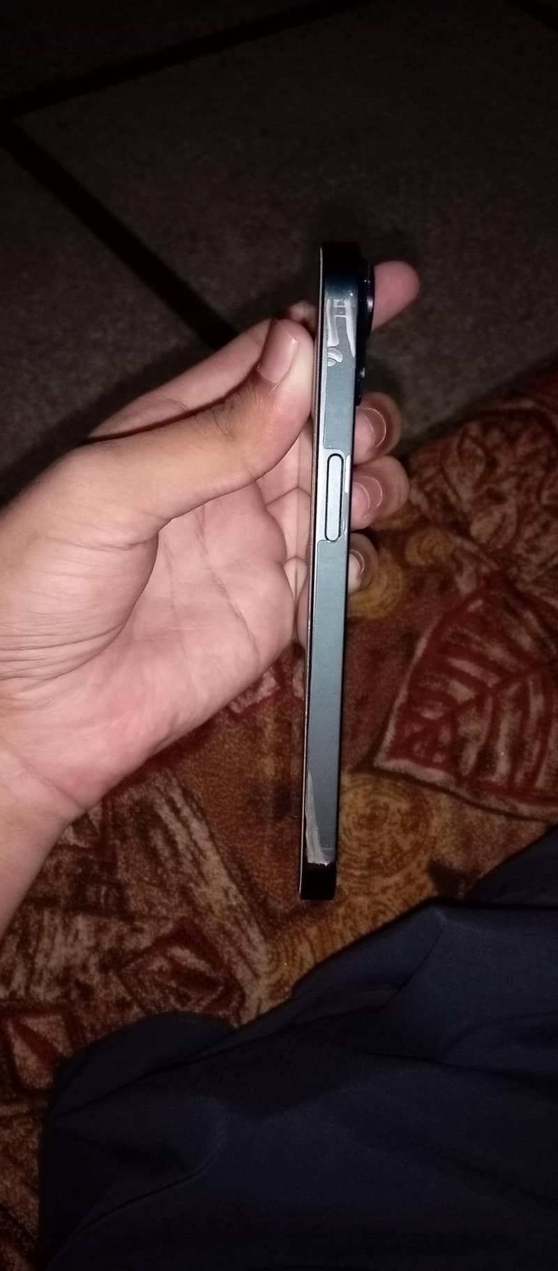 Apple iPhone 14 3