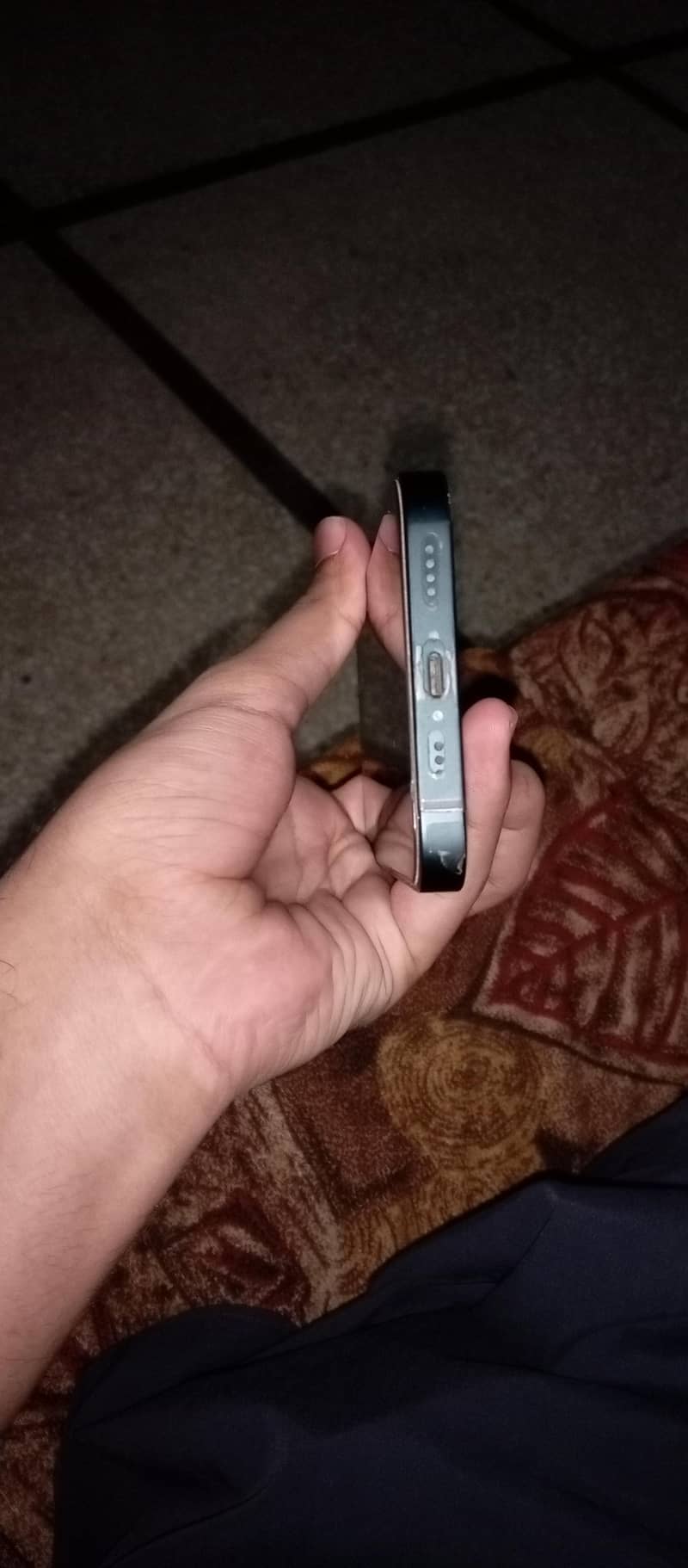Apple iPhone 14 4