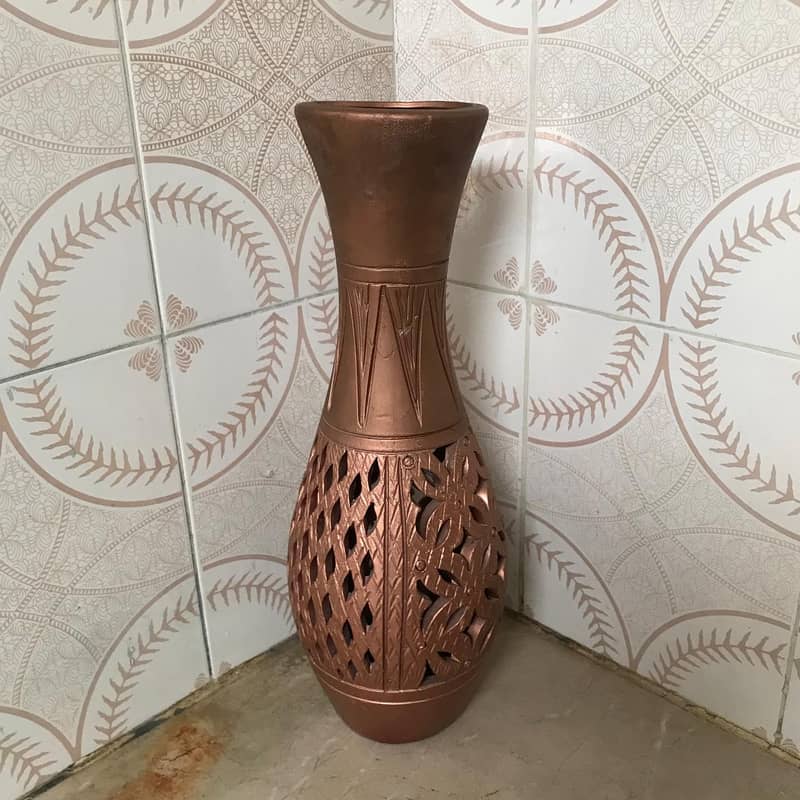 decor vase 1