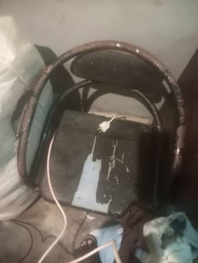 Office Chair/ Iron Black Chair